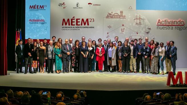 Reconocimiento Sobresaliente: El "Gran Premio a GRUART La Mancha" Destaca la Excelencia Artística 1 Reconocimiento Sobresaliente: El "Gran Premio a GRUART La Mancha" Destaca la Excelencia Artística